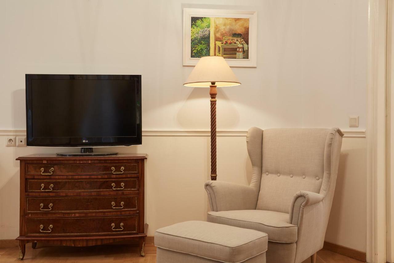 Riggilis Apartment Athens Ngoại thất bức ảnh
